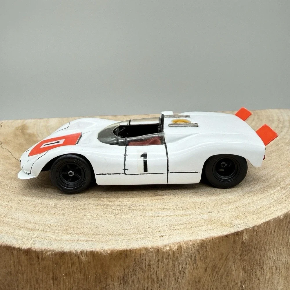 Vroom Porsche 910 1967 Resin 1:43 Scale Model Robb Brown Built France White